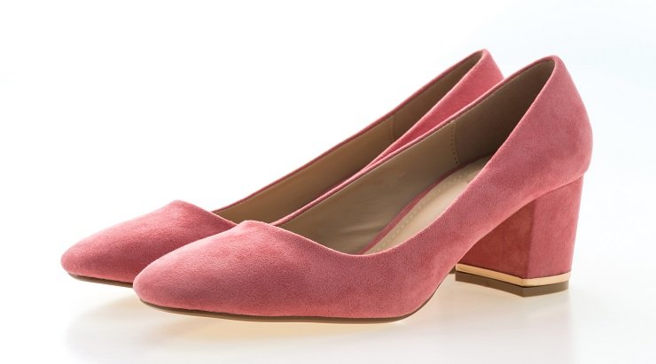 Top 10 Women Trending Footwear to Look More Fashionable